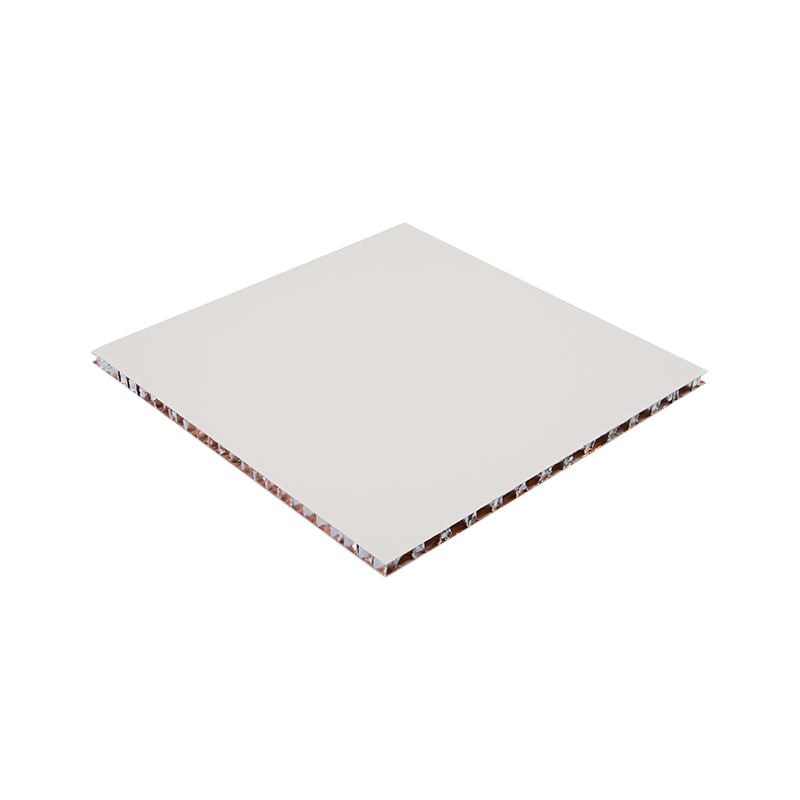 Grosime adaptabilă pentru decorarea tavanului